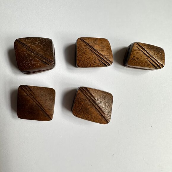 Bring a new lease of life to your sweaters or jackets, real wood vintage buttons - Picture 2 of 5